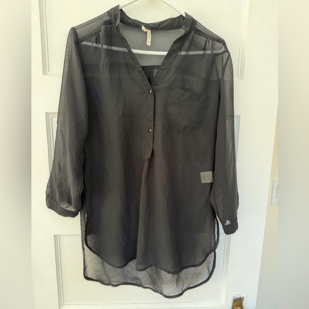 🐈‍⬛💕Sheer black 3/4 sleeves top